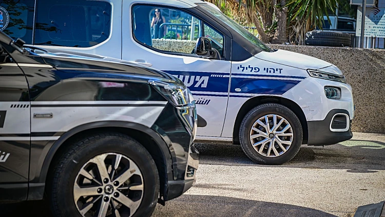 ניידת משטרה