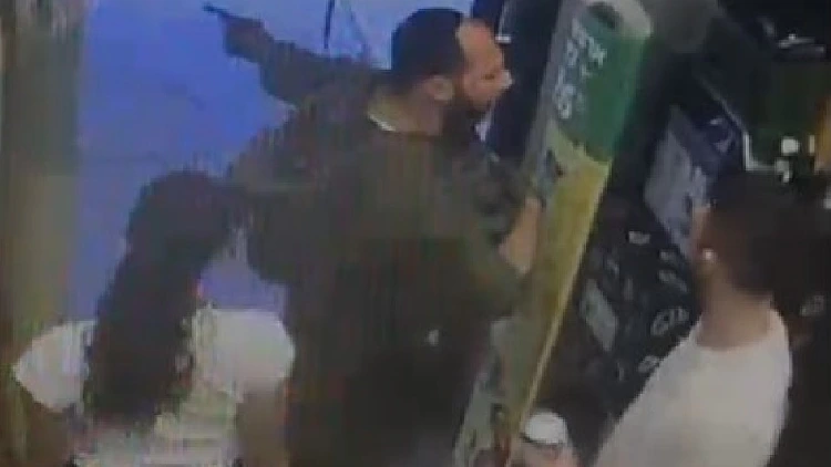 "הכה עובדי תחנת דלק": כתב אישום נגד סגן ראש עיריית באר שבע