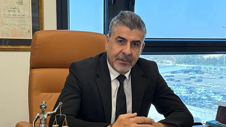 עורך דין פלילי בראשון לציון אדי אבינועם