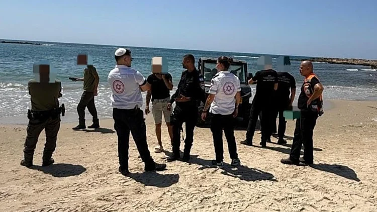 הזירה בחוף נחשולים