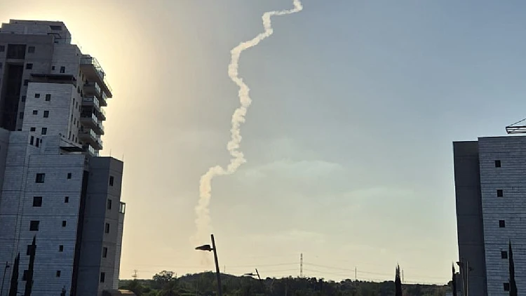 שובל יירוט תועד בשמי הארץ: "ניסוי במערכת 'חץ' שתוכנן מראש"