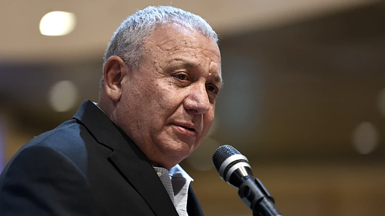 איזנקוט, ראשי הרשויות והתיעוד: "לא הבטחתי שעבאס יהיה בממשלה"