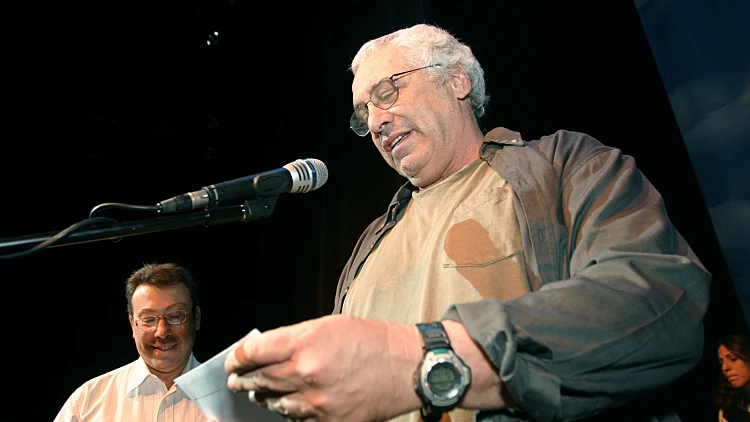 השחקן והבמאי יוסי פולק