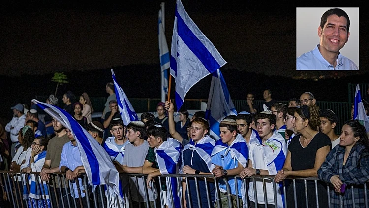 נתנאל שנרצח בפיגוע הובא למנוחות: "המשפחה הייתה כל עולמו"