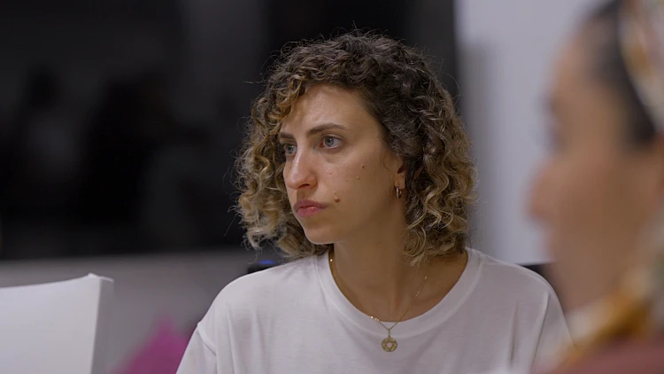 שנינה נחשפת למציאות בדרום: "נפצעתי מטיל וחברה שלי נהרגה"