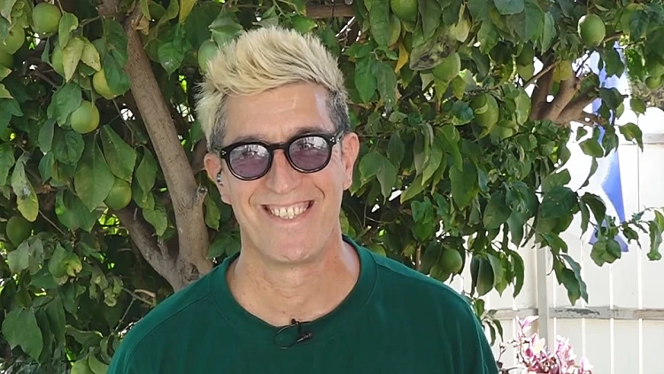 "לא נוח לעלות לבמה ואז להישפט על כך שהסתובבו אליך או לא"