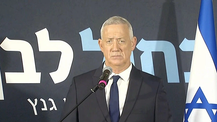 "לא הצלחתי לשכנע את העם בדרכנו": גנץ הודיע רשמית על פרישה