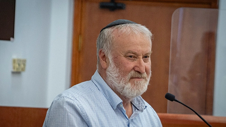 מנדלבליט אישר: המילה "שוחד" לא נאמרה בנוסח האזהרה שקיבל נתניהו
