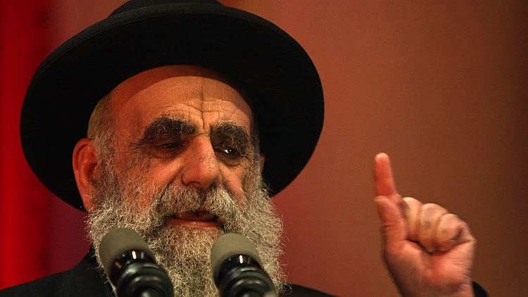 פסק ההלכה הדרמטי - והקלטת הרב הבכיר: "אסור להצביע לש"ס"