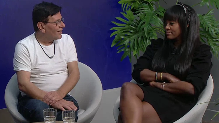 הערב לאחר החדשות - יוסי מנסה לגשר בין ירדן ותקוה: "חבל שפספסתן אחת את השנייה מההתחלה"