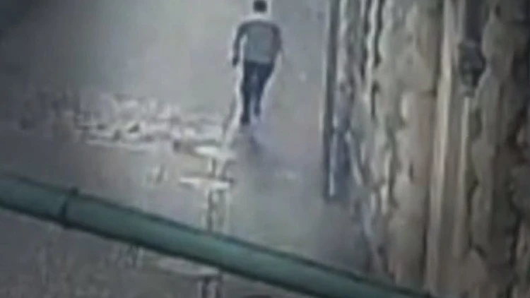 תיעוד בלעדי: מרדף המשטרה אחר איאד אל-חאלק - דקות לפני מותו
