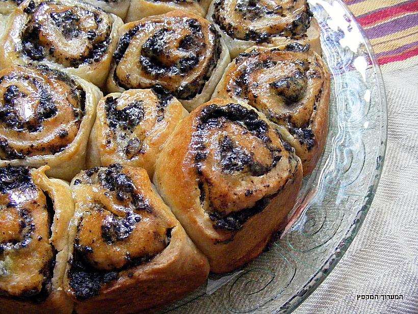 עוגת שמרים במילוי קרם אוראו