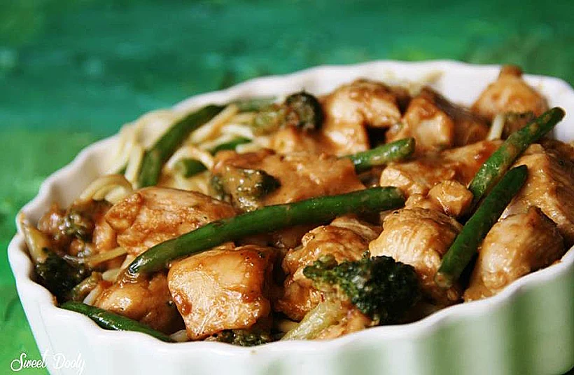 קוביות עוף ברוטב אסייתי