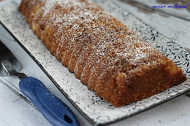 עוגה בחושה עם שמנת וקינמון