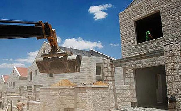 בנייה בהתנחלויות. ארכיון