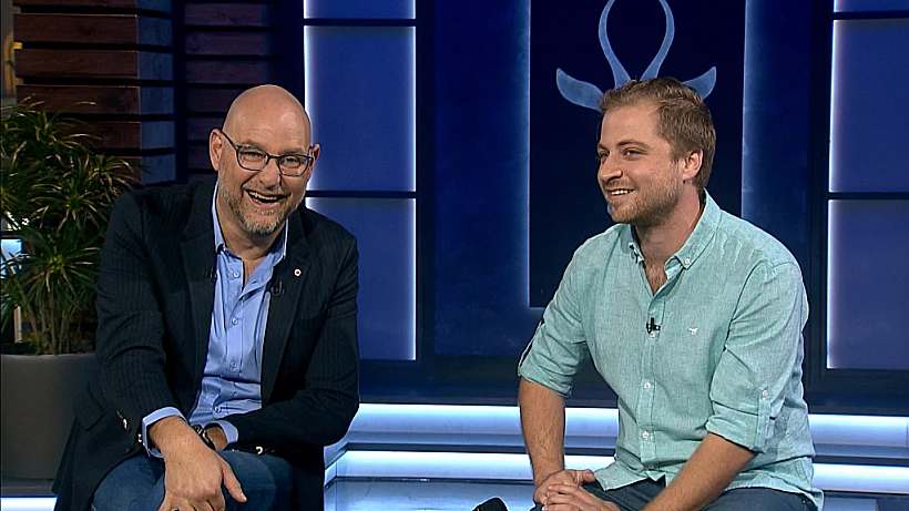 צביקה הדר ובן חכים, שותף ב''דיבוב מצחיק'' מתוך ''מחר שבת'', עונה 2, תכנית 11