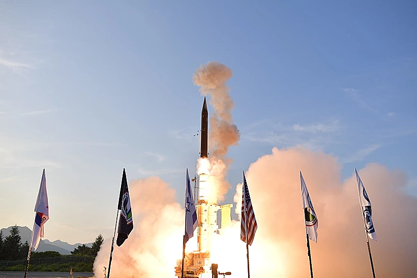 שיגור מערכת הנשק "חץ 3