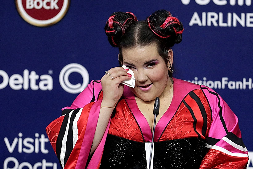 נטע ברזילי במסיבת העיתונאים לאחר הניצחון בגמר אירוויזיון 2018