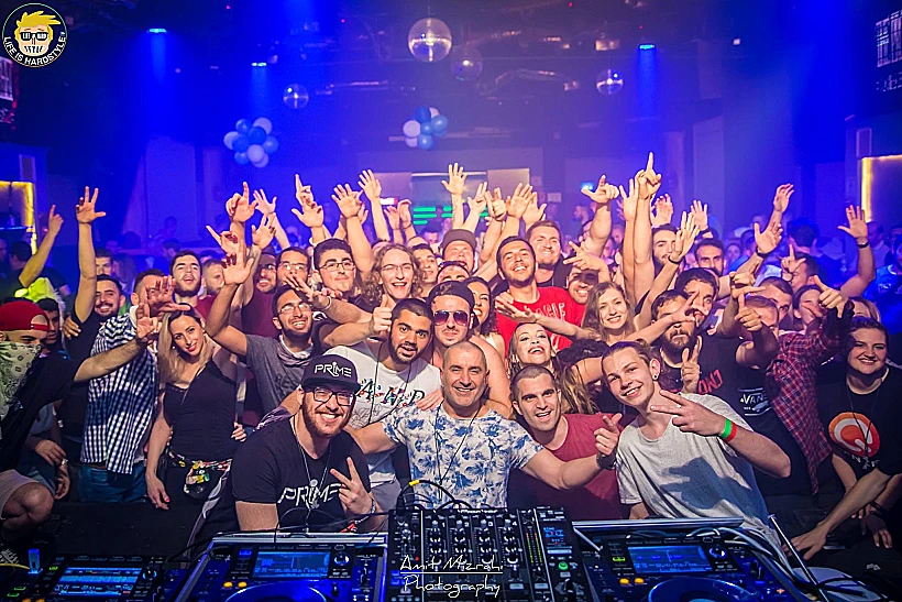 קהילת ההארדסטייל חוגגת עם דה פרופט