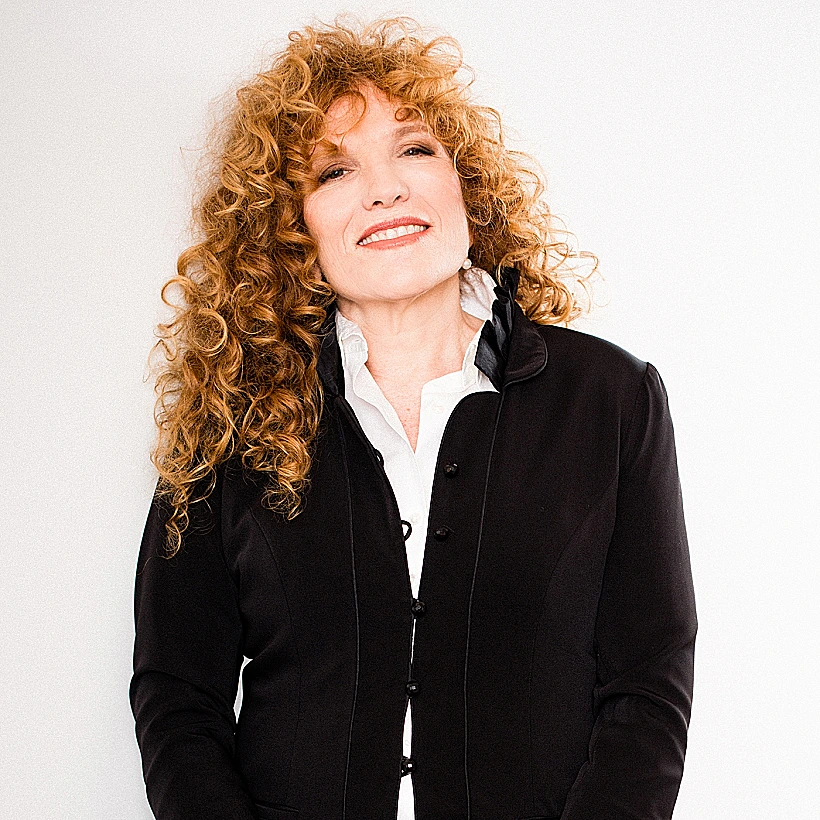 הזמרת נורית גלרון