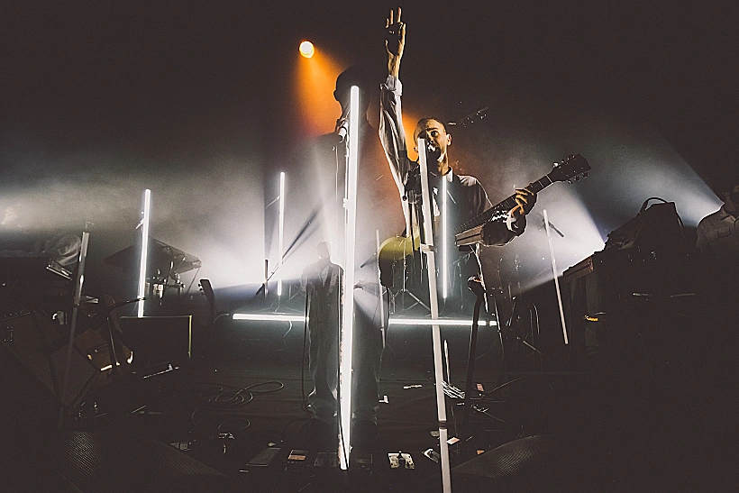 אסף אמדורסקי בהופעה בבארבי תל אביב