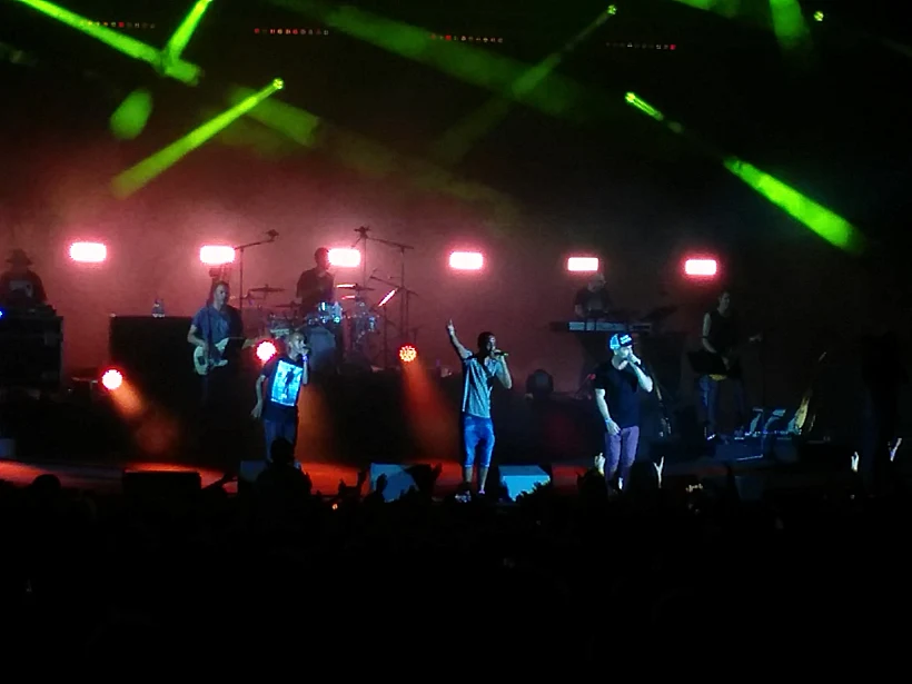 קפה שחור חזק ואיזי ב