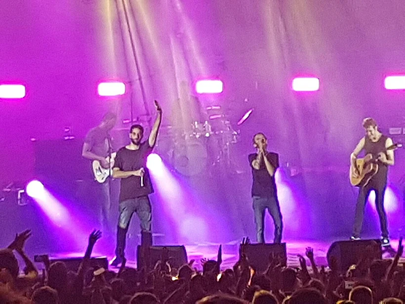 טונה ומוקי ב