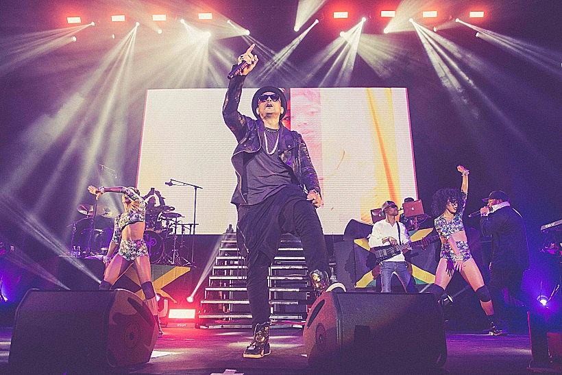 שון פול בהופעה בישראל