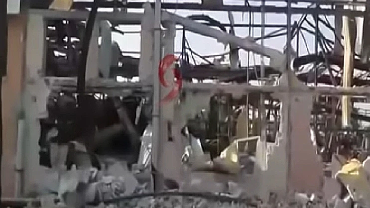 תיעוד ההרס לאחר התקיפה הישראלית בלאטקיה