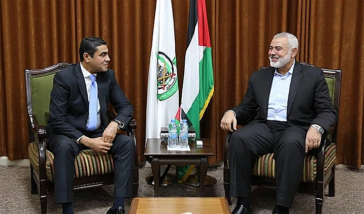 הנייה עם ראש המודיעין המצרי בעזה