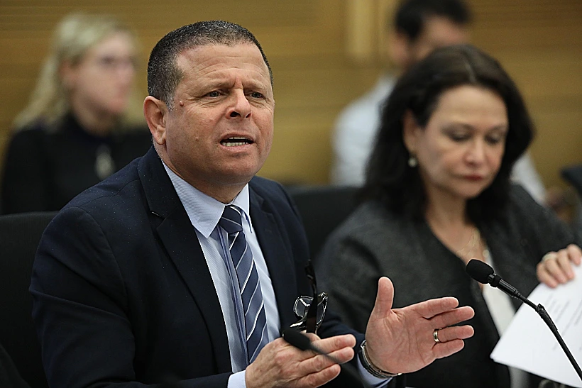 איתן כבל בוועדת הכלכלה