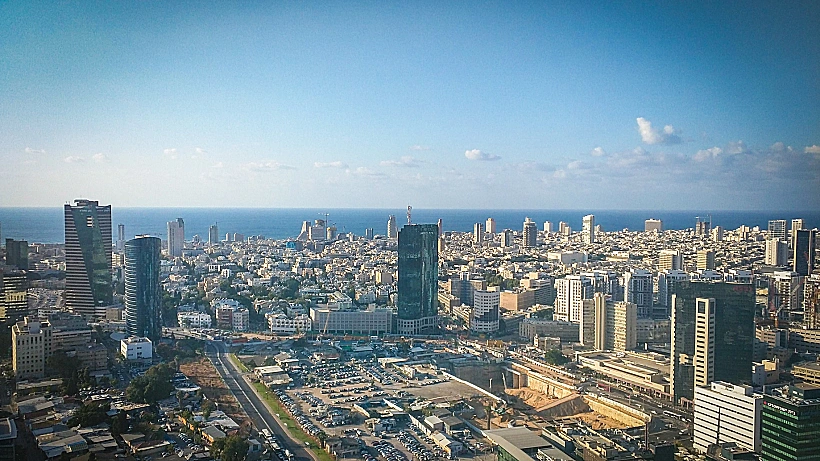 תל אביב, עזריאלי