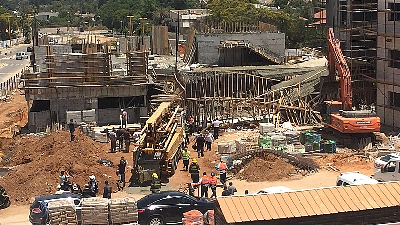 מקום קריסת תקרה באתר בנייה במעוצה מקומית גני תקווה