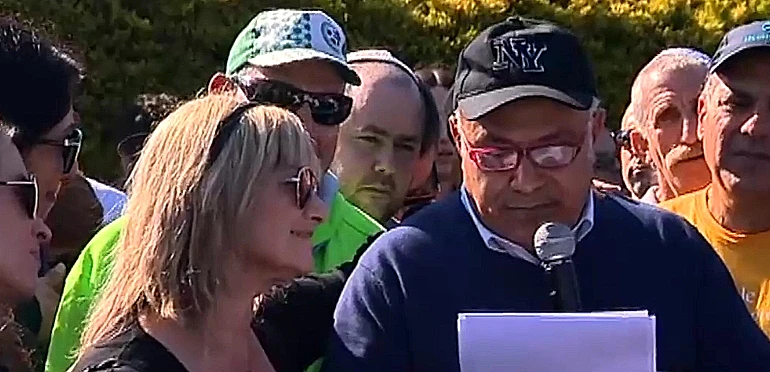 אבי רצון מספיד את מאיר איינשטיין ז