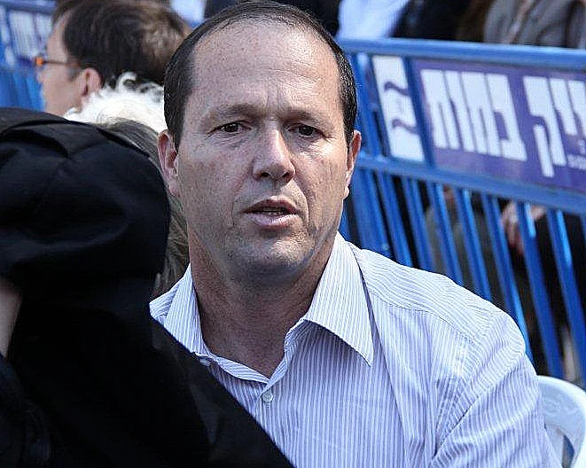 ניר ברקת- בהלווית סוניה פרס