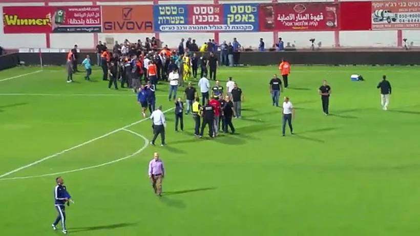 התפרעויות בסיום משחק הכדורגל בין מכבי תל אביב לאיחוד בני סכנין