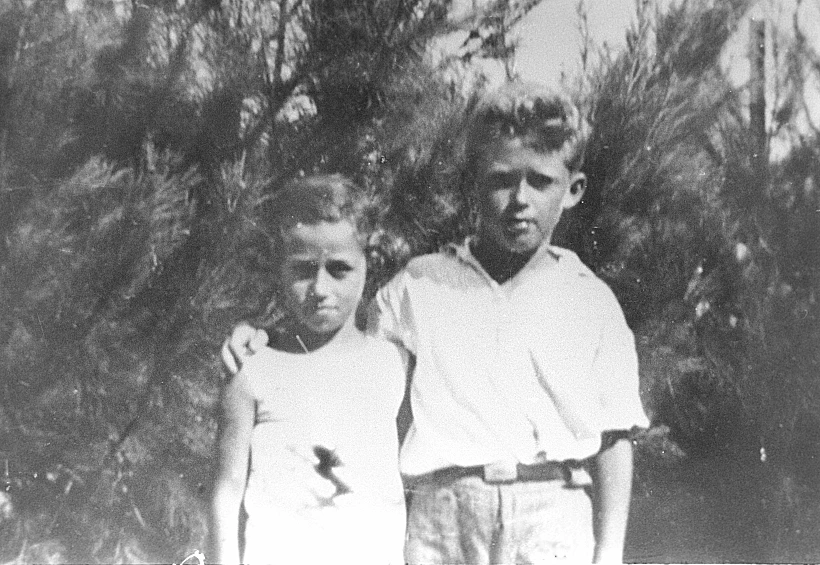 יצחק רבין בצעירותו