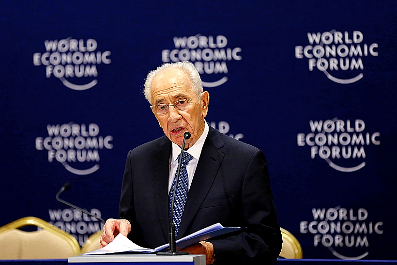 שמעון פרס בכינוס הכלכלי בירדן