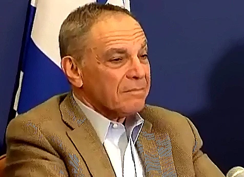 איתן ששינסקי במהלך מסיבת העיתונאים לפרסום מסקנות ועדת ששינסקי