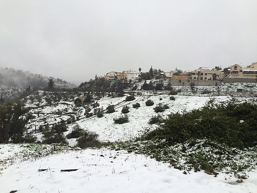 צפת בעת סערה חורפית