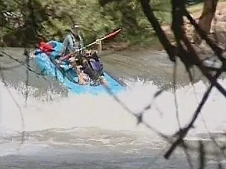 קיאקים בכפר בלום