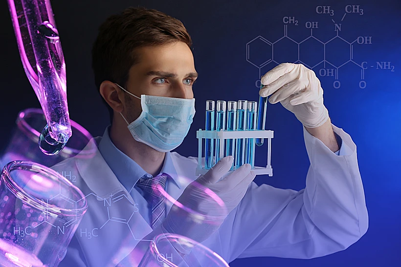 מדען בעבודה