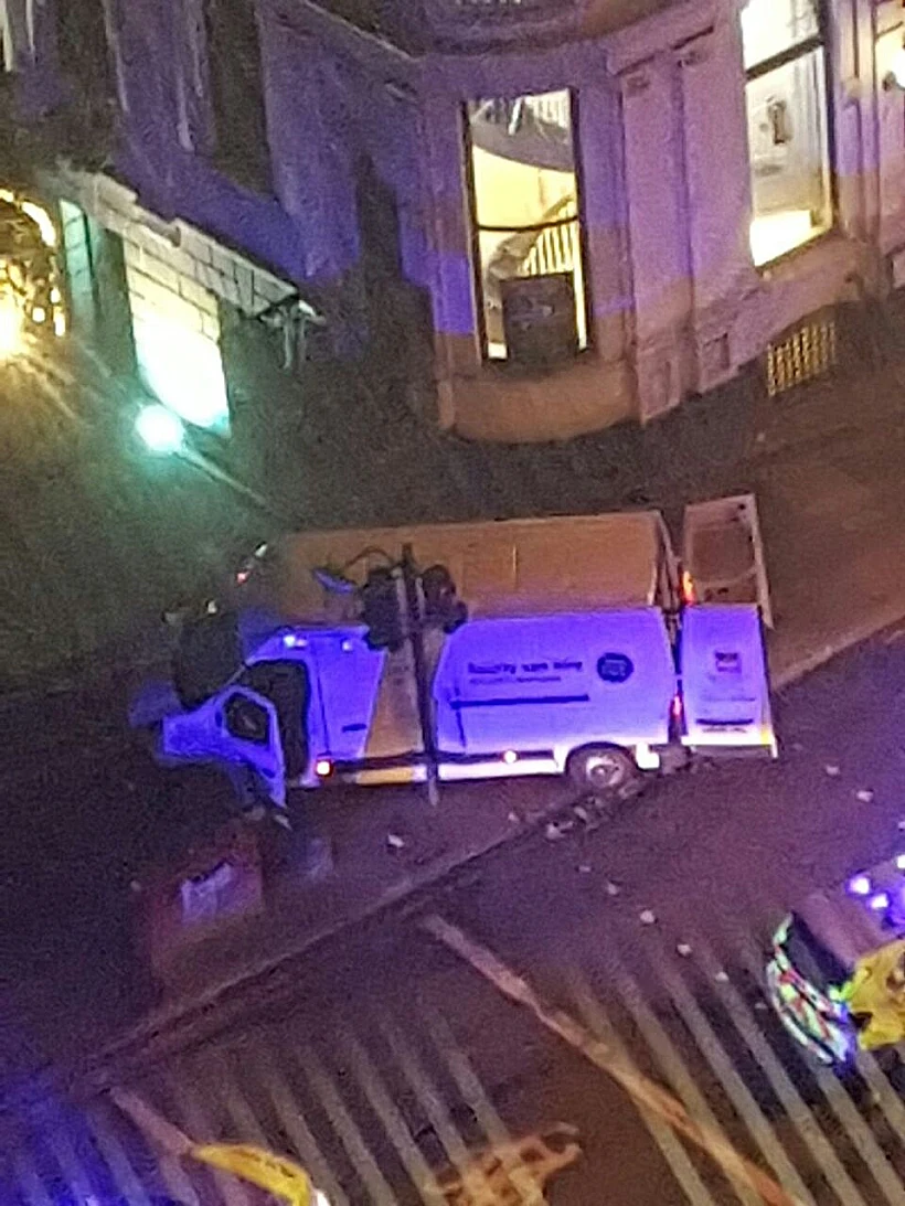 הטנדר בעזרתו בוצע פיגוע הטרור על גשר לונדון