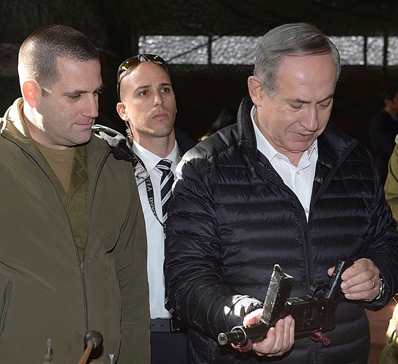 ראש הממשלה בנימין נתניהו בהערכת מצב באוגדת איו