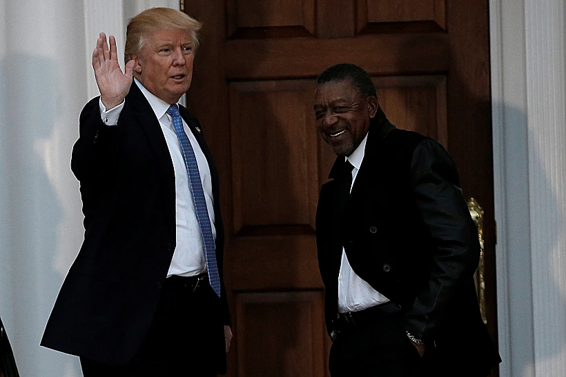 דונלד טראמפ במועדון גולף בבדמינסטר