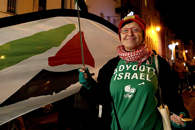 מפגינה נגד ישראל בבלגיה