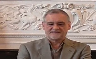 מארק וובר, היסטוריון אמריקני שנאם בכנס אנטישמי בלונדון