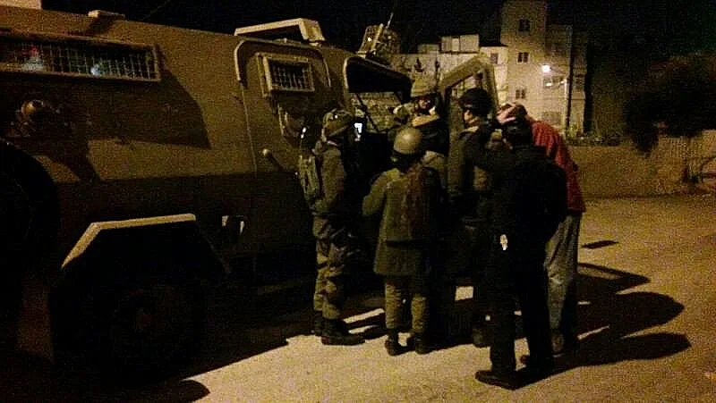 חיילים באזור קבר יוסף