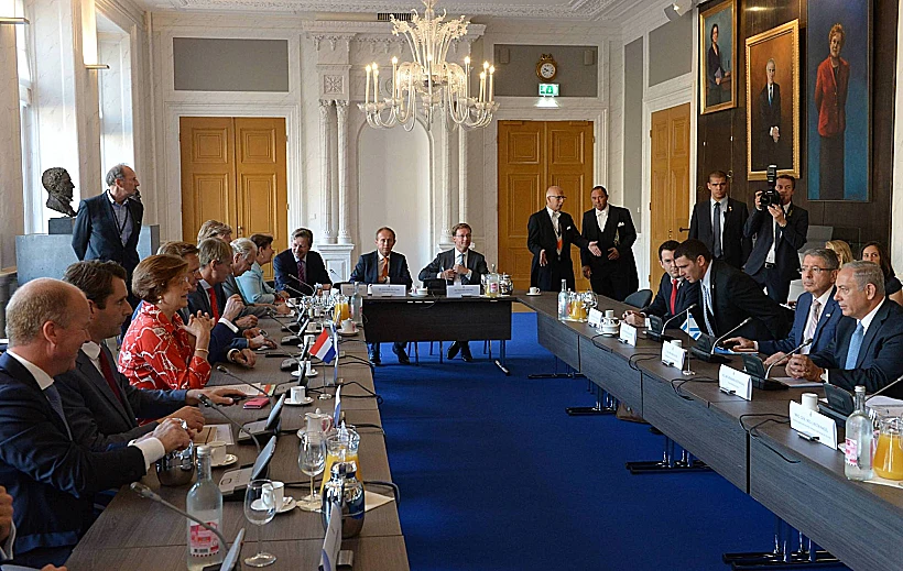 פגישת נתניהו עם ועדת החוץ בפרלמנט ההולנדי