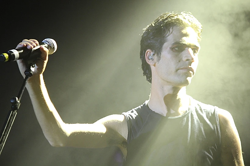 אביב גפן בהופעה